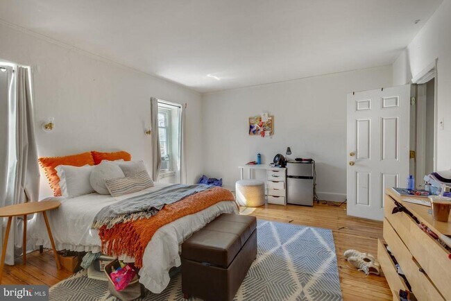 Building Photo - 3953 Baltimore Ave