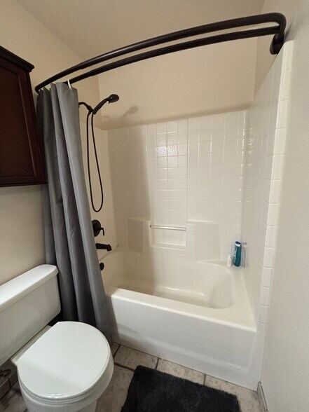 Bathroom #2 - 835 Royal Septor Way