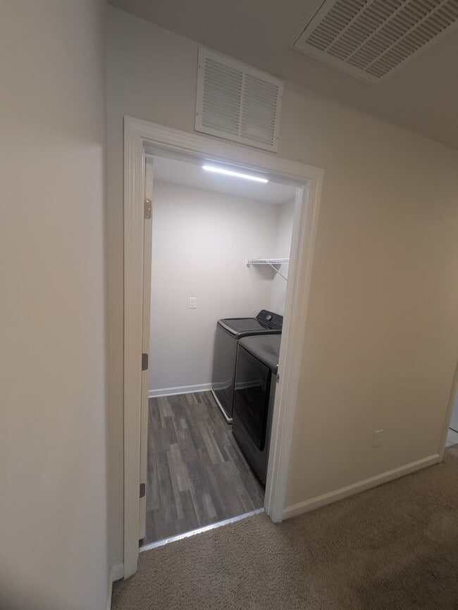 Building Photo - 784 Amarra Dr