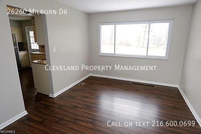 Building Photo - 26260 Milburn Dr