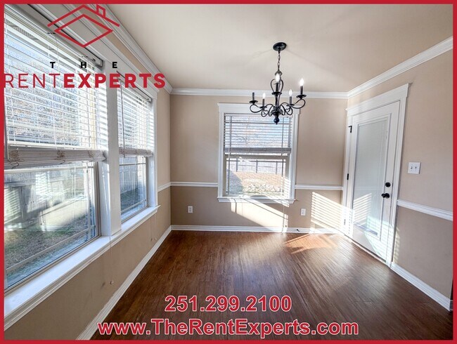 Building Photo - 9638 Estate Dr