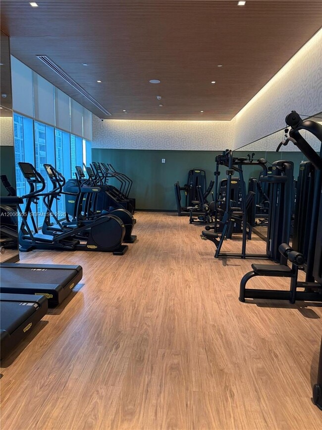 Building Photo - 77 SE 5th St