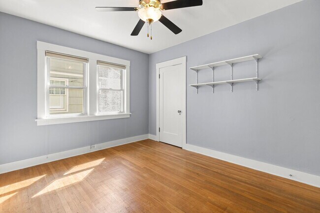 Building Photo - 4073 NE 30th Ave