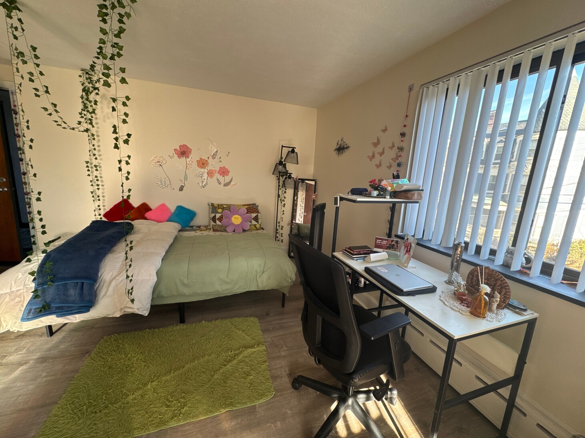 Building Photo - 5 Chester St