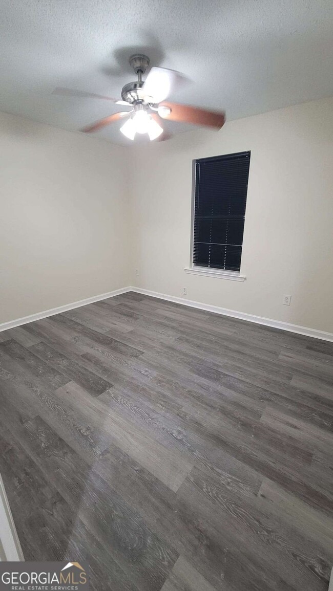 Building Photo - 6018 Creekerton Blvd