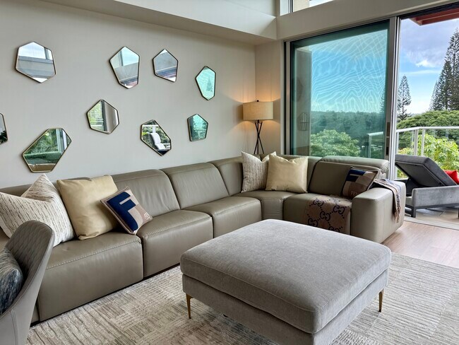 Building Photo - 197 Holokahiki Ln