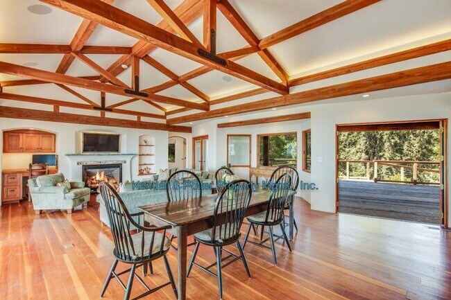 Building Photo - Executive Coastal Living at the Historic P...