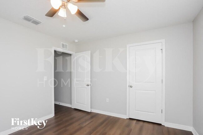 Building Photo - 522 Calico Scallop St