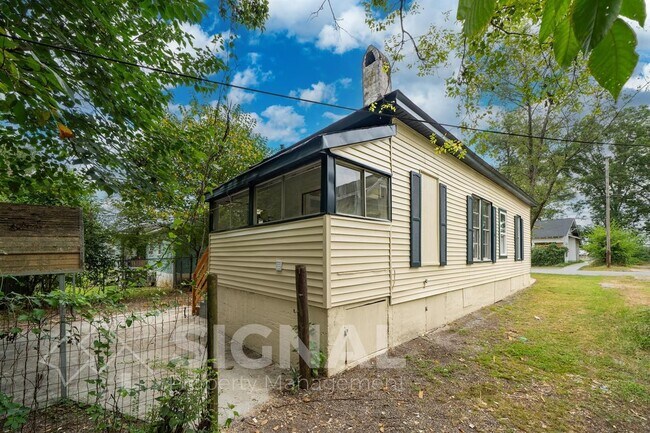 Building Photo - 2521 15th St Ensley