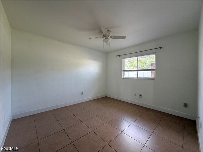 Building Photo - 321 SW 17th St