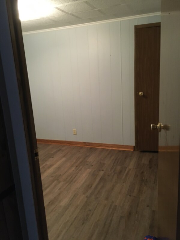 Building Photo - 606 Charlie Kuntz Rd