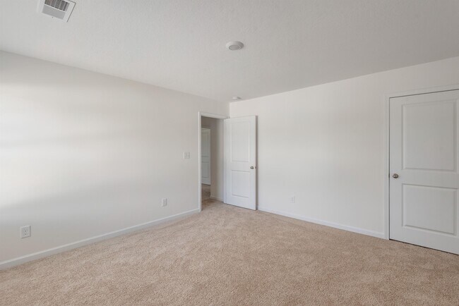 Building Photo - 118 Greystone Way