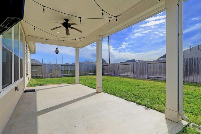 Building Photo - 1702 Claire Creek Ct