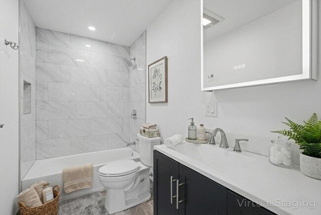 Building Photo - 2 Summit Dr