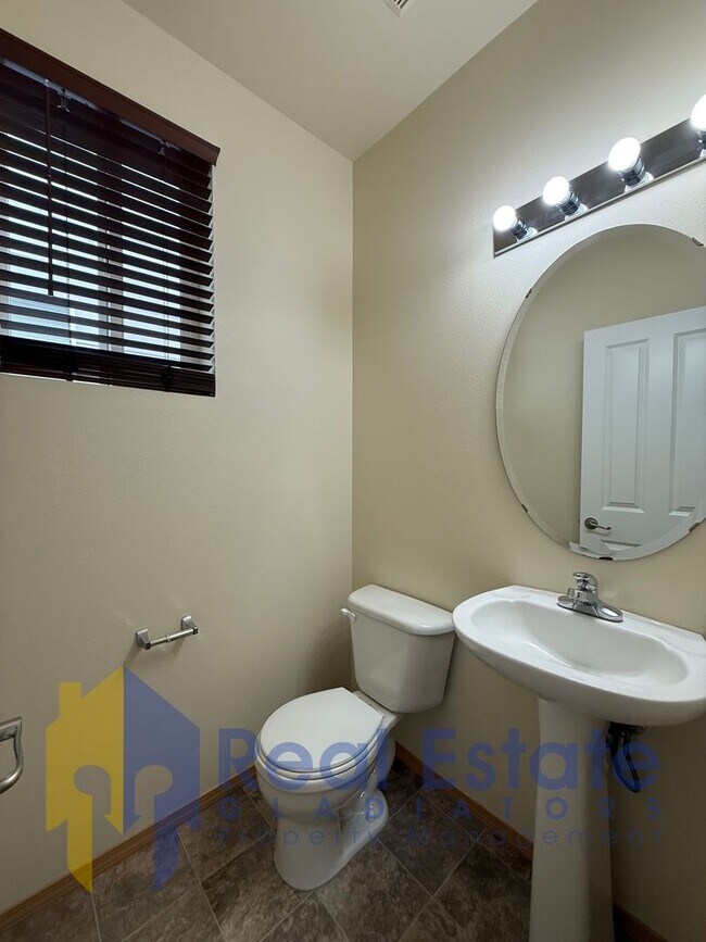 Building Photo - 18803 97th Ave Ct E