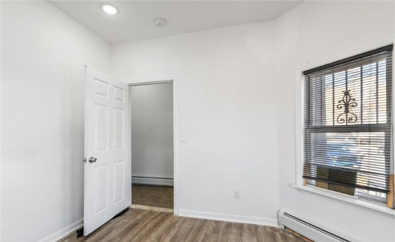 Building Photo - 27 Winans Ave