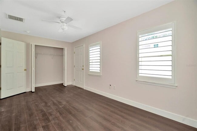 Building Photo - 3213 Marcellus Cir