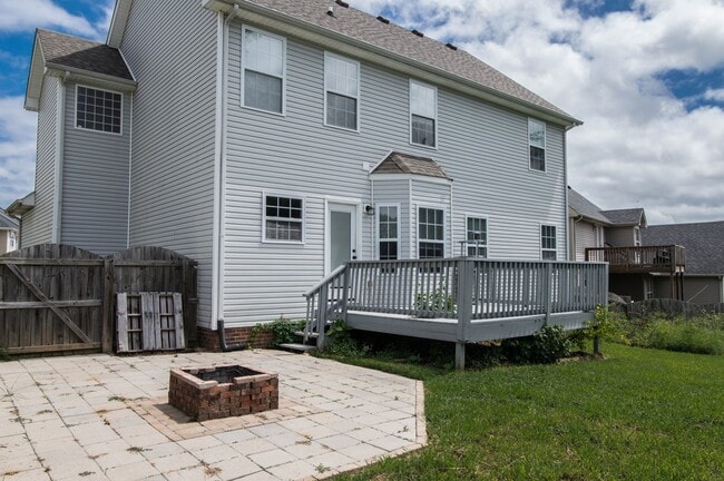 Building Photo - 1164 Stillwood Dr