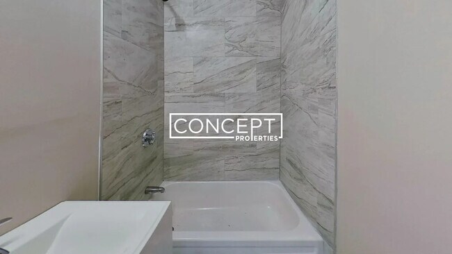 Building Photo - 121A George St. Unit 2B