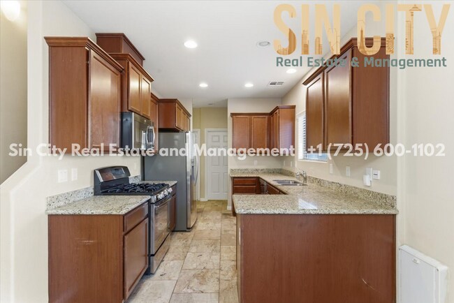 Building Photo - "Charming 3-Bed Oasis with 2.5 Baths on Winterfell Place – 1745 Sq. Ft. of Comfortable Living in ...