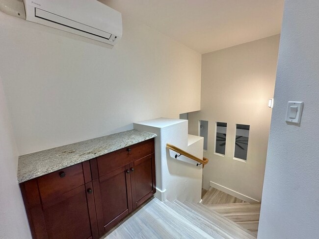 Building Photo - Modern & Custom 3 Bedroom / 2.5 Bathroom House in The Cottages At Kehalani! Pet friendly!