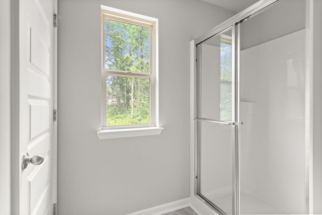 Building Photo - 4 Bed 2.5 Bath Single Family Home in Gainesville! -Retreat at Chicopee