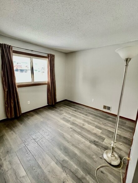 Building Photo - 5765 Washington St NE