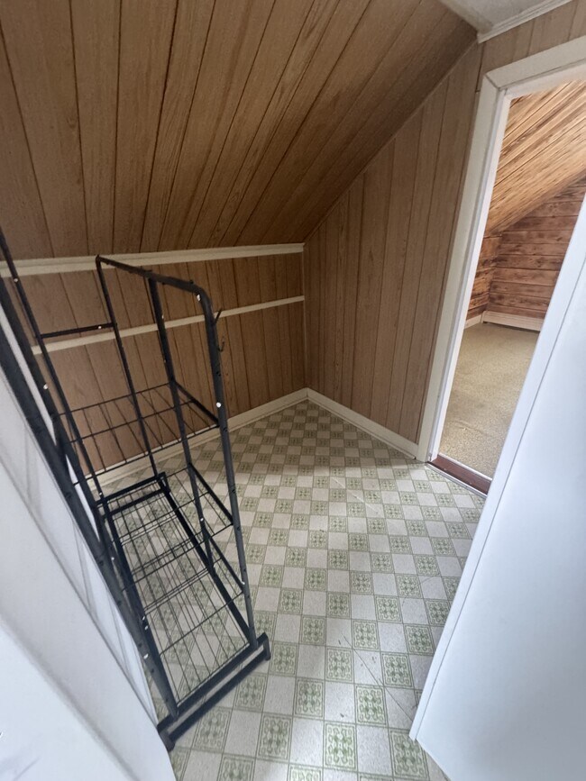 Building Photo - 29 Cedar St