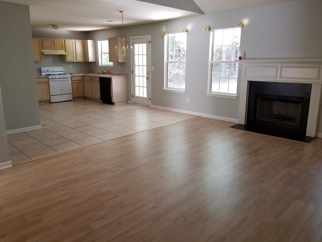 Building Photo - 2666 Rambling Way