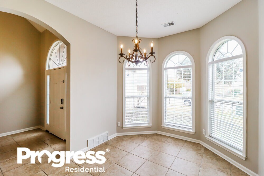 Building Photo - 9149 Chastain Pl