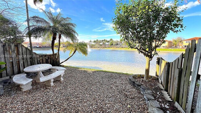 Building Photo - 15315 SW 31st Terrace