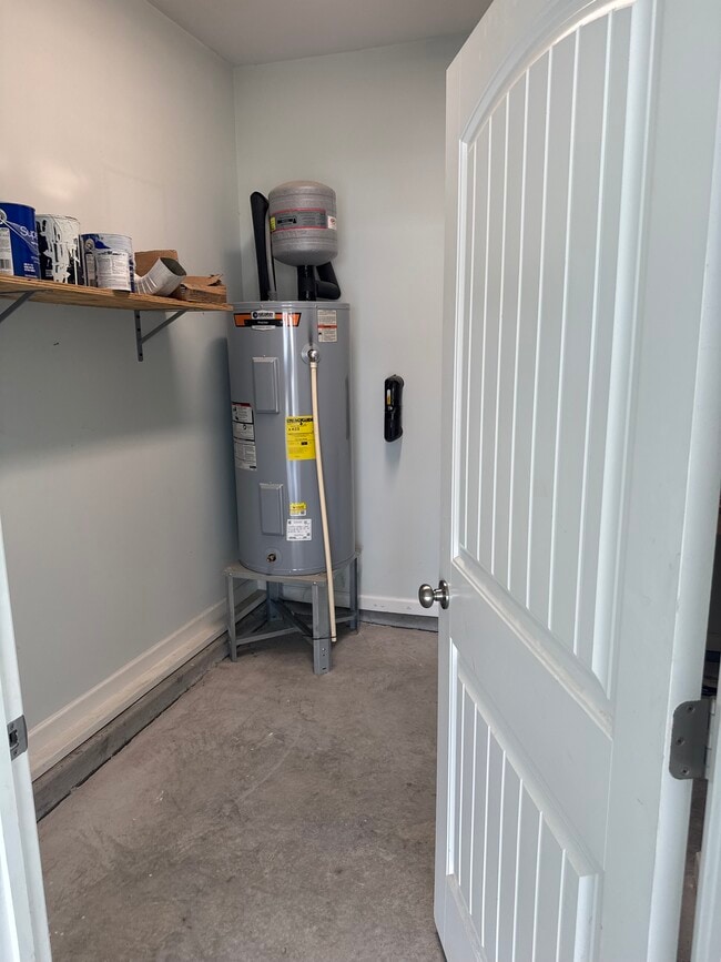 Building Photo - 78 Violetear Rdg