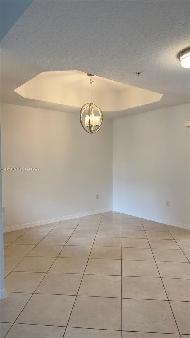 Building Photo - 924 SW 143rd Terrace