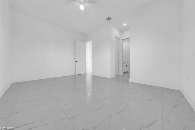 Building Photo - 3312 11th St W