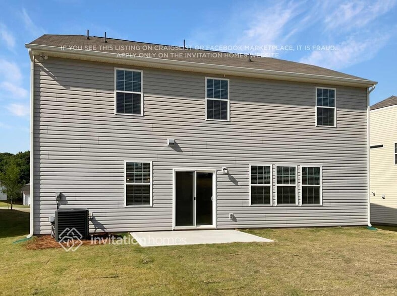 Building Photo - 7340 Echoing Hls Ln