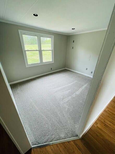 Building Photo - 210 Bride Dr