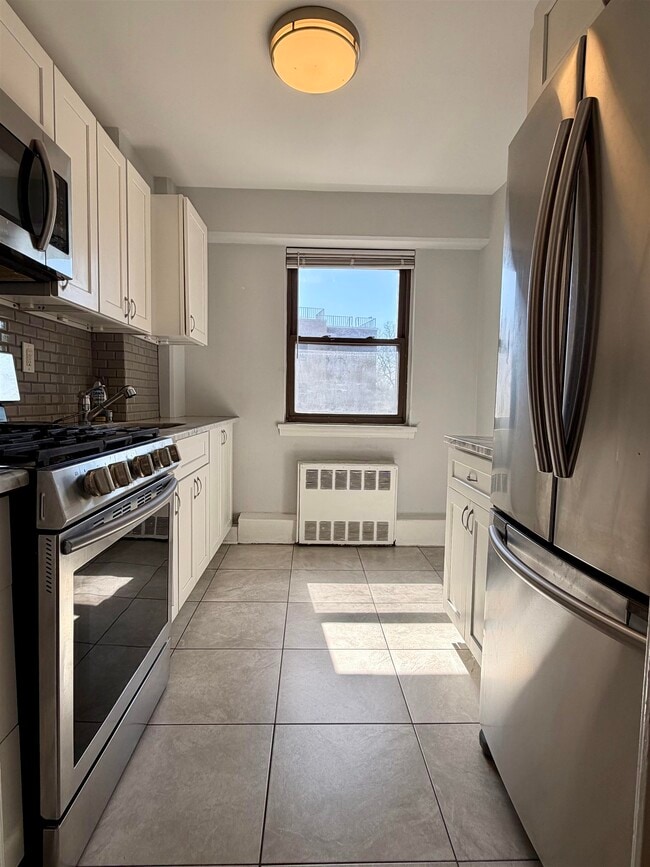 Building Photo - 8800 JFK Blvd E