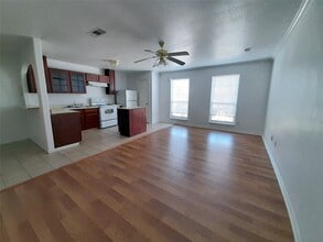 Building Photo - 4542 Otterbury Dr