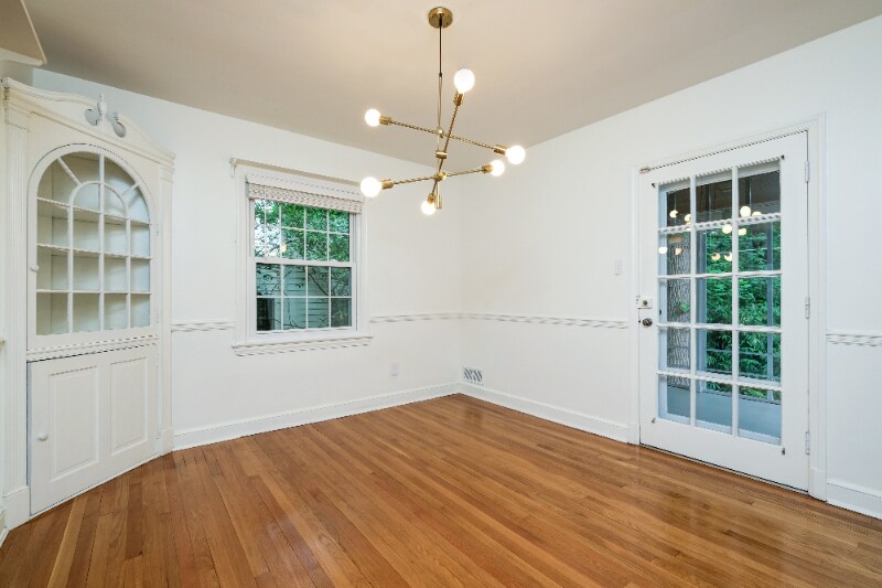 Building Photo - 316 Forest Dr