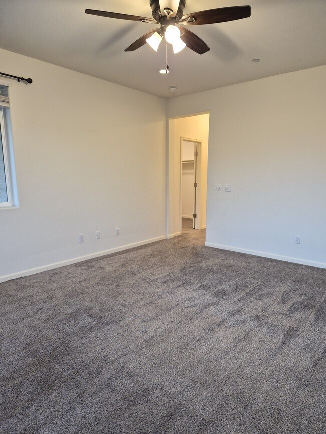 Building Photo - 2328 Chianti Wy