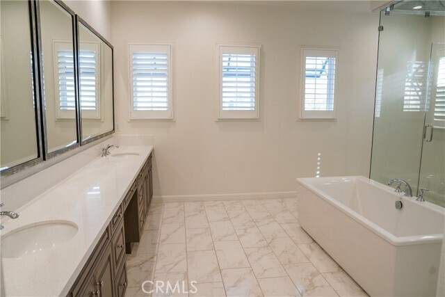 Building Photo - 111 Great Oak