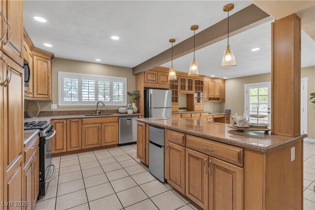 Building Photo - 7604 Charles Conrad Cir