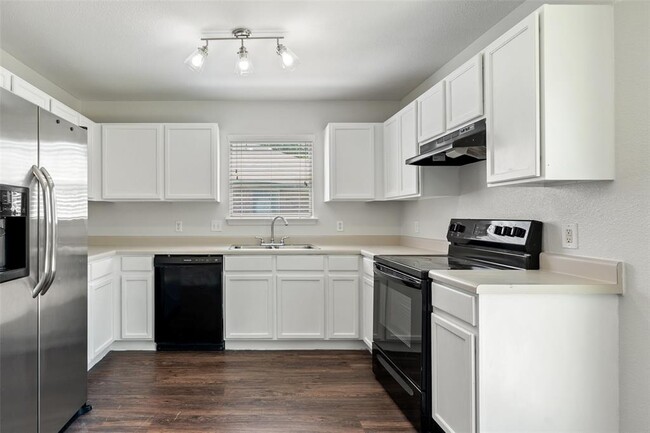 Building Photo - 1616 Windy Park Ct