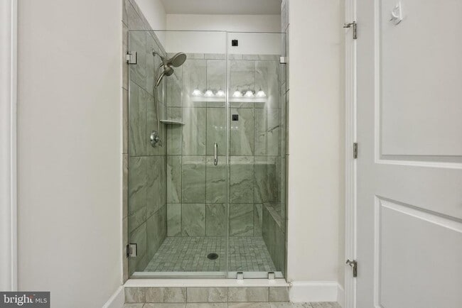 Building Photo - 13827 Litespeed Way