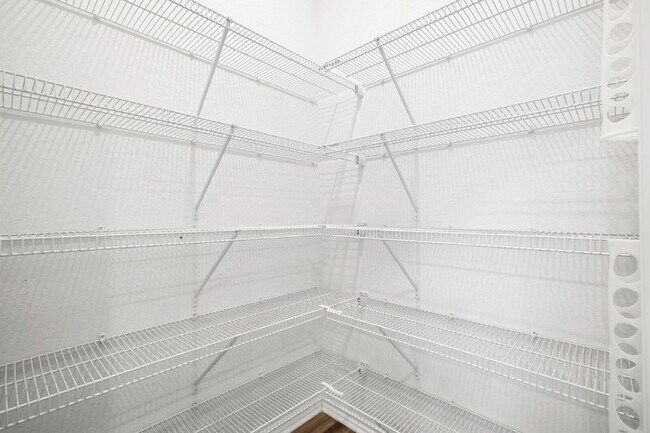 Building Photo - 3/2 Available Now in Converse - 1 MONTH FREE