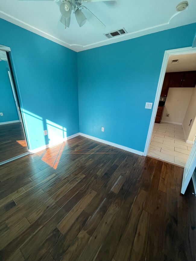 Building Photo - 8302 Bailey Rd