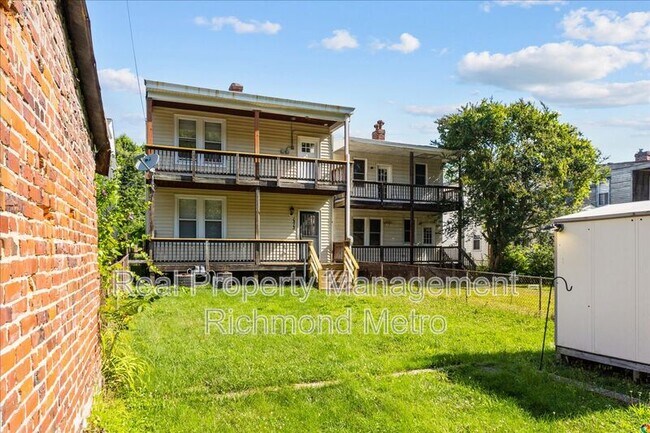 Building Photo - 1313 N 35th St