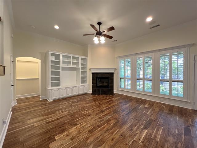 Building Photo - 609 Goliad Dr