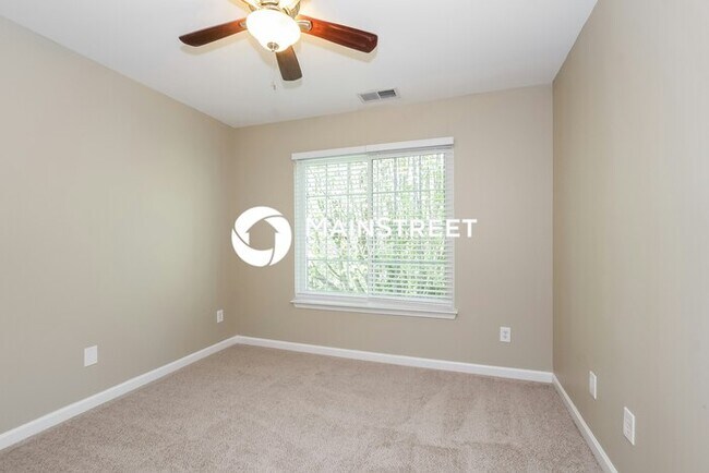 Building Photo - 3 Bedroom Pet-Friendly Home in Huntersville, NC with Main Street Renewal