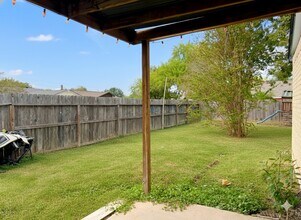 Building Photo - 24126 Jumping Jay Ln